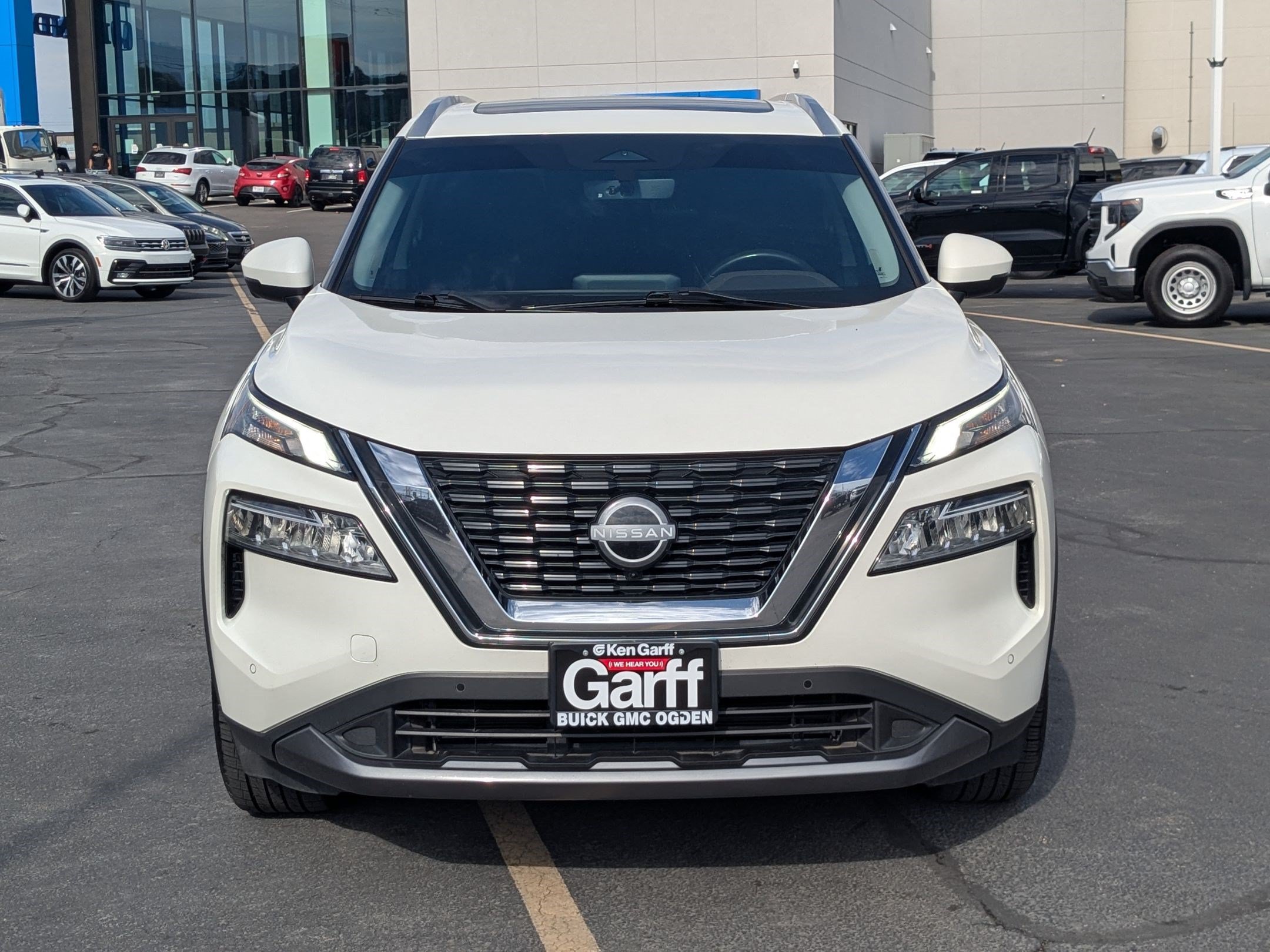Used 2023 Nissan Rogue SL w/ SL Premium Package AWD/4WD image 9