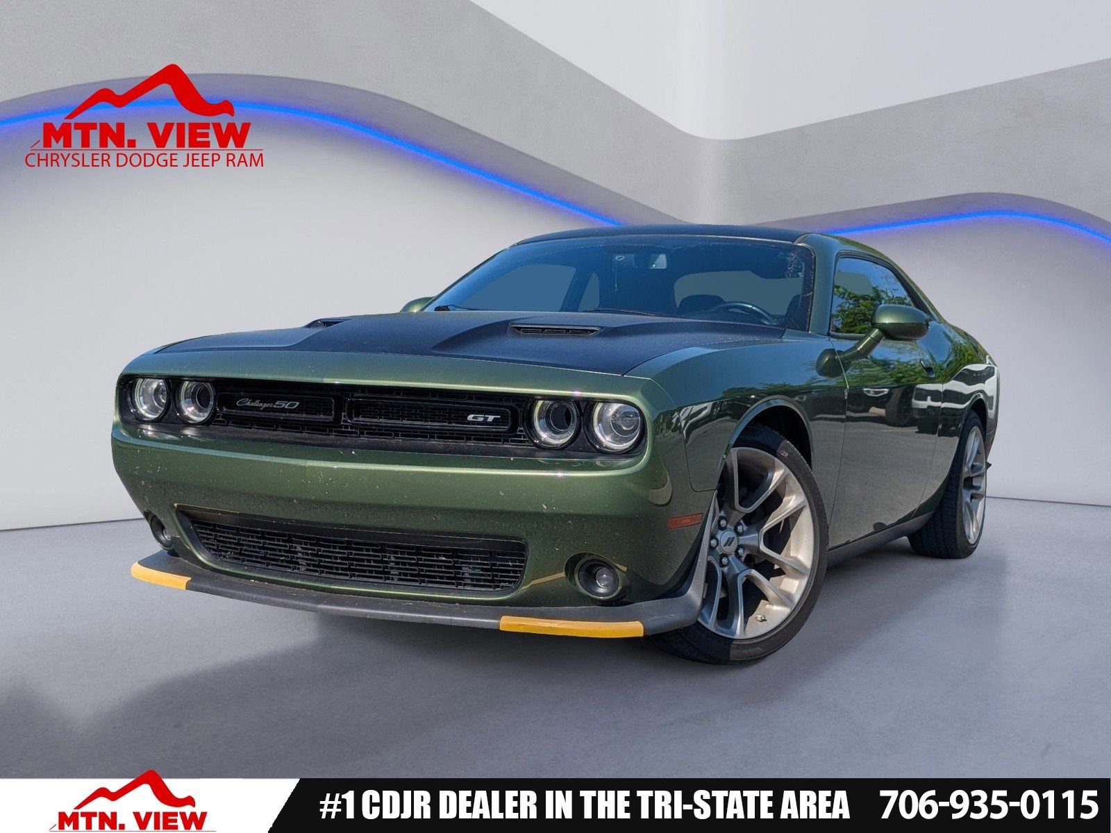 Used 2020 Dodge Challenger GT image 1