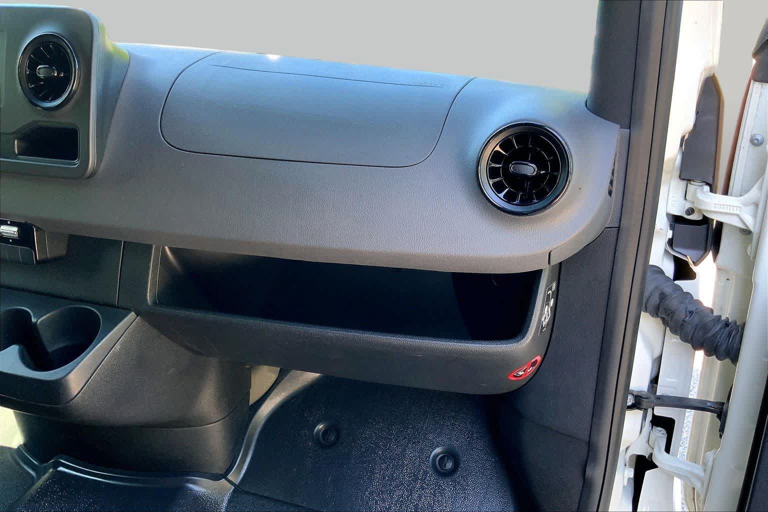 Used 2022 Mercedes-Benz Sprinter 2500 image 20