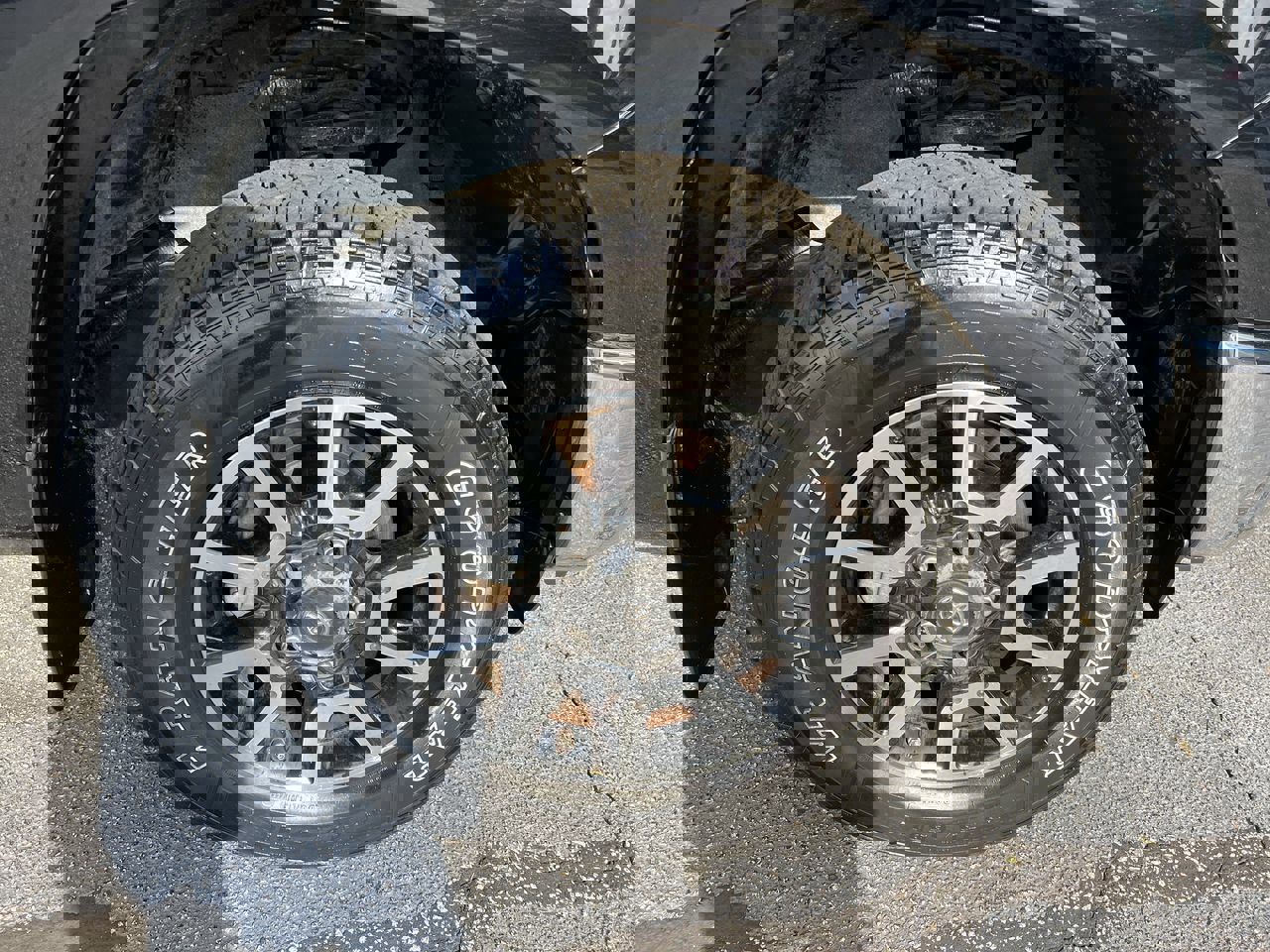 Used 2017 Toyota Tundra SR5 image 13