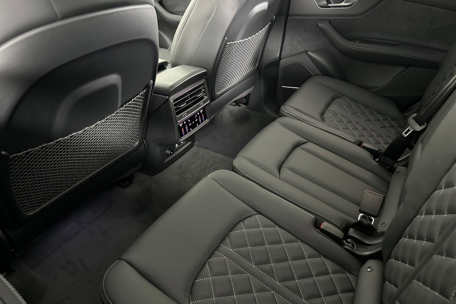 New 2026 Audi SQ7 Premium Plus image 11