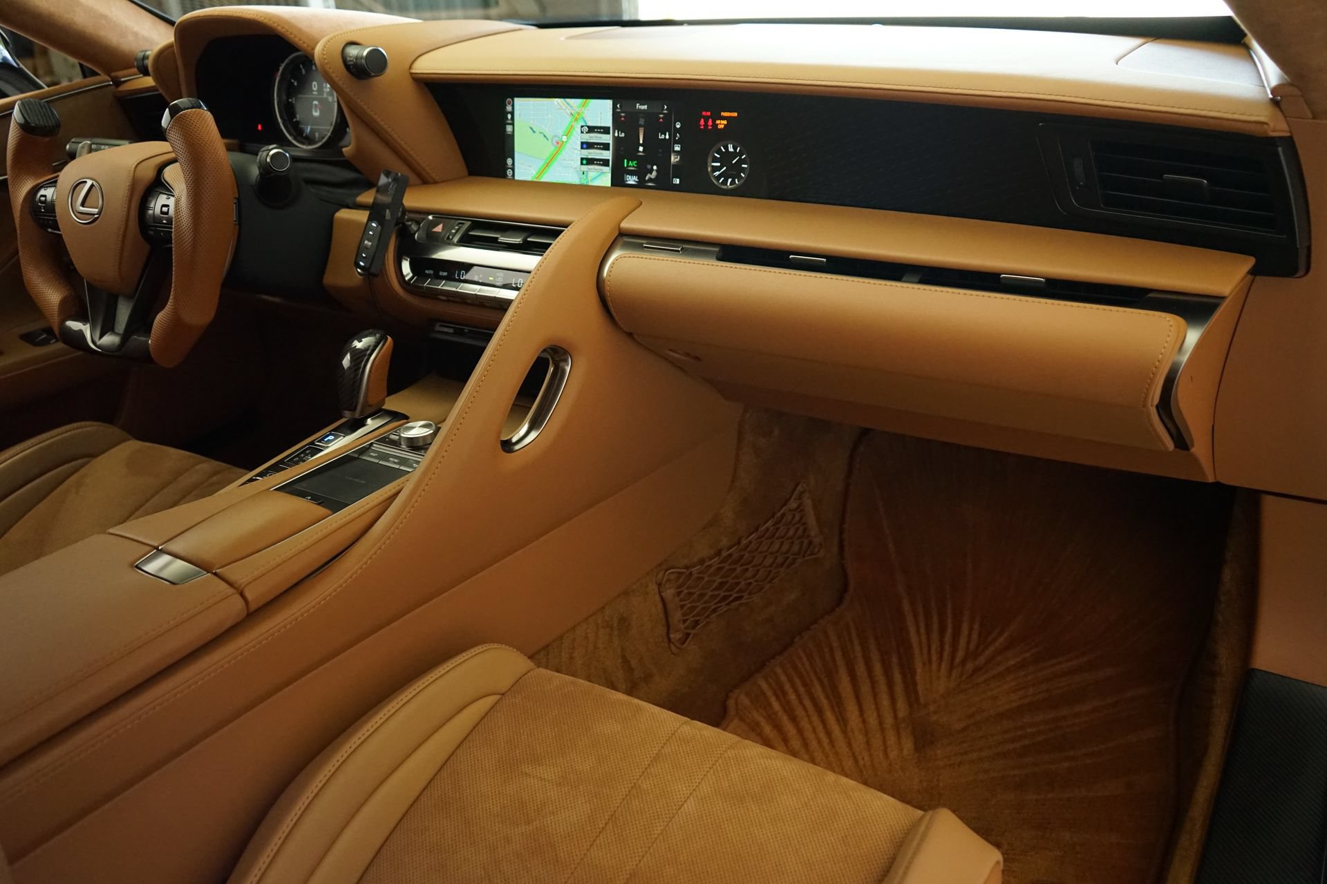 Used 2018 Lexus LC 500 Coupe w/ Performance Package RWD image 18
