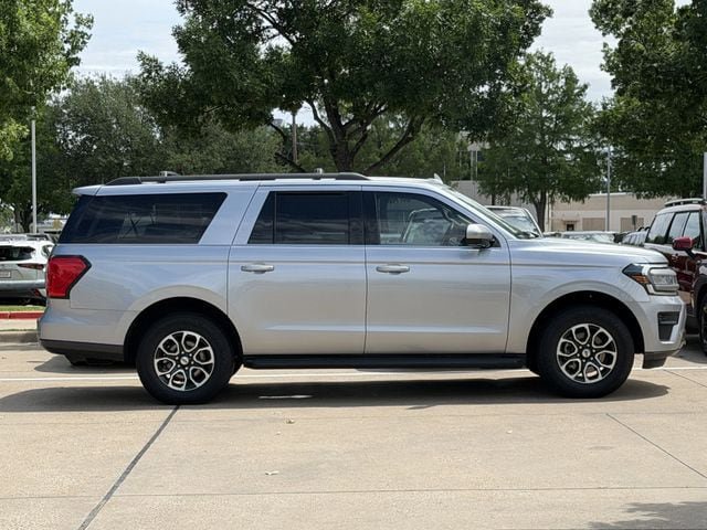 Used 2024 Ford Expedition Max XLT AWD/4WD image 3