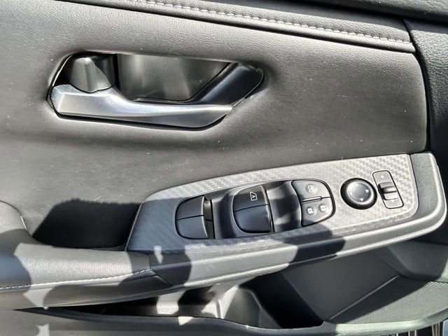 Used 2025 Nissan Sentra SV FWD image 13