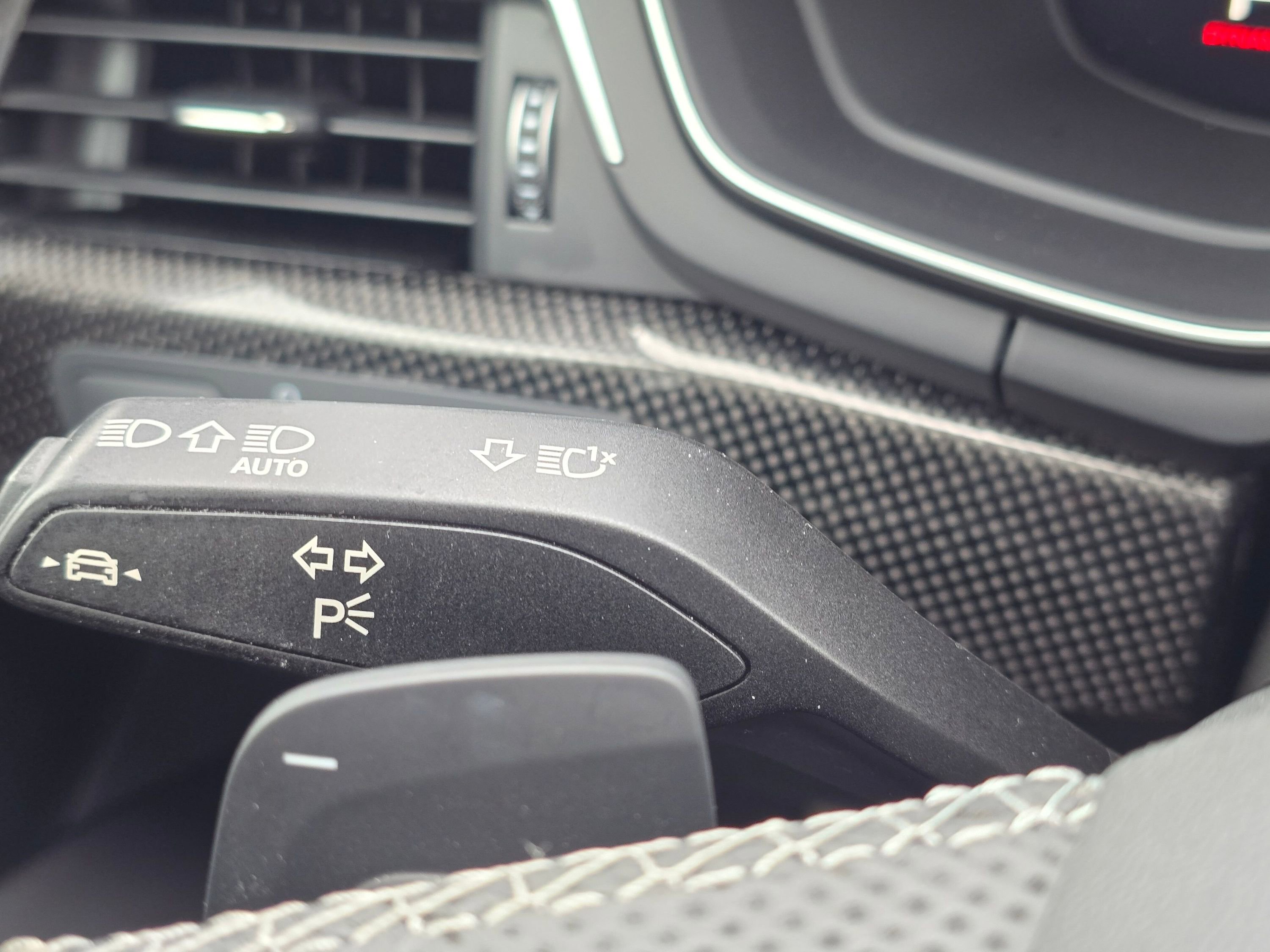 Used 2023 Audi S4 Premium Plus w/ Premium Plus Package image 44