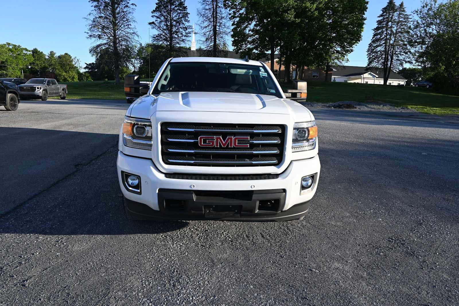 Used 2018 GMC Sierra 2500 SLT w/ All Terrain HD Package AWD/4WD image 3