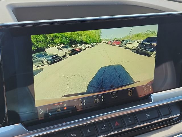 Used 2025 Chevrolet Silverado 1500 High Country AWD/4WD image 18