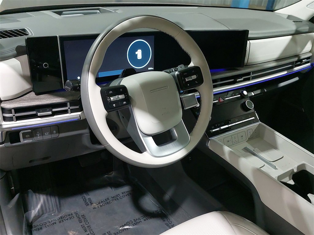 Used 2025 Hyundai Santa Fe Calligraphy image 17