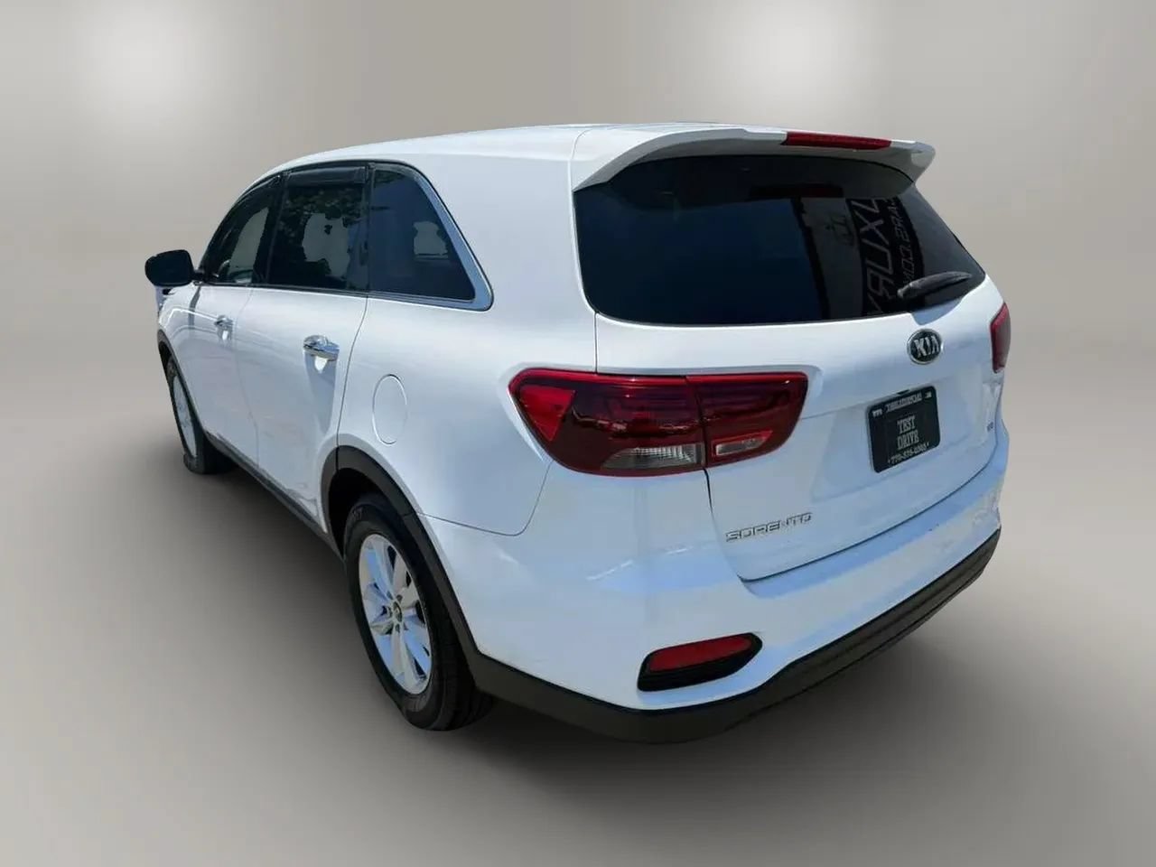 Used 2020 Kia Sorento FWD V6 image 8