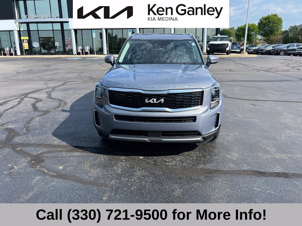 Certified 2022 Kia Telluride S FWD image 3