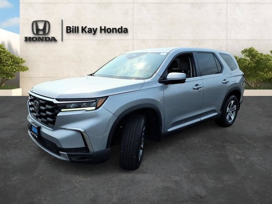 Used 2025 Honda Pilot EX-L image 8