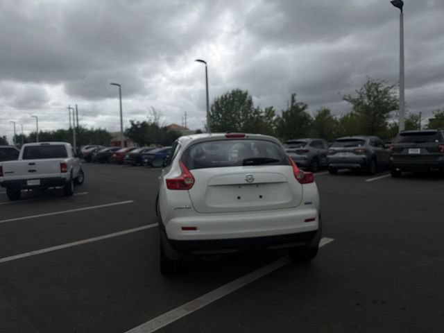 Used 2013 Nissan Juke S FWD image 6