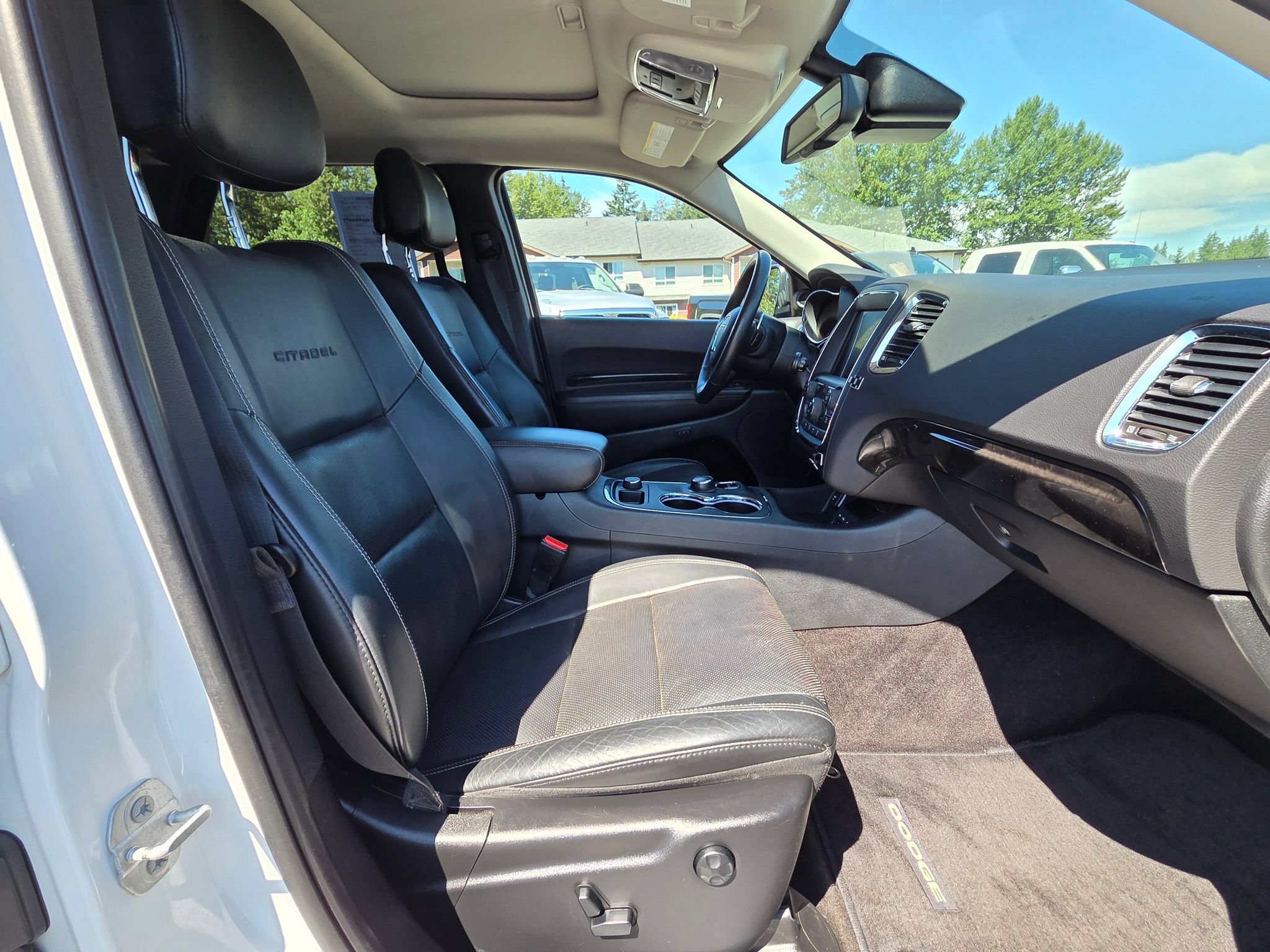 Used 2015 Dodge Durango Citadel w/ Technology Group AWD/4WD image 33