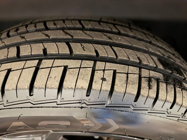 Used 2023 Jeep Compass Trailhawk image 11