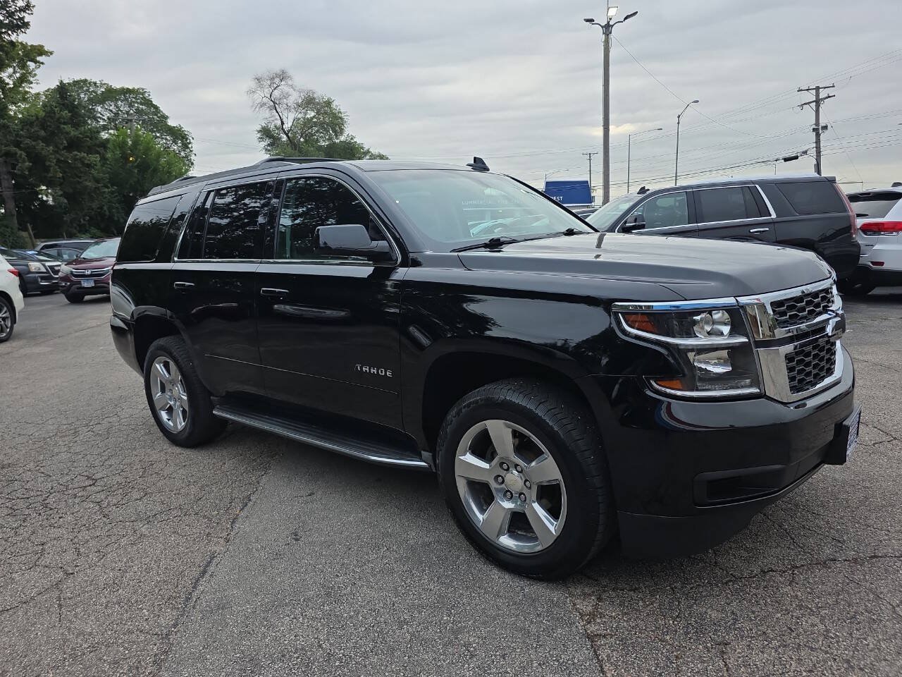 Used 2017 Chevrolet Tahoe LS w/ All-Season Package AWD/4WD image 6