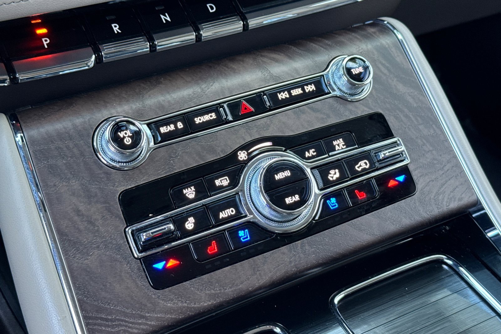 Certified 2022 Lincoln Aviator Grand Touring w/ Equipment Group 301A image 20