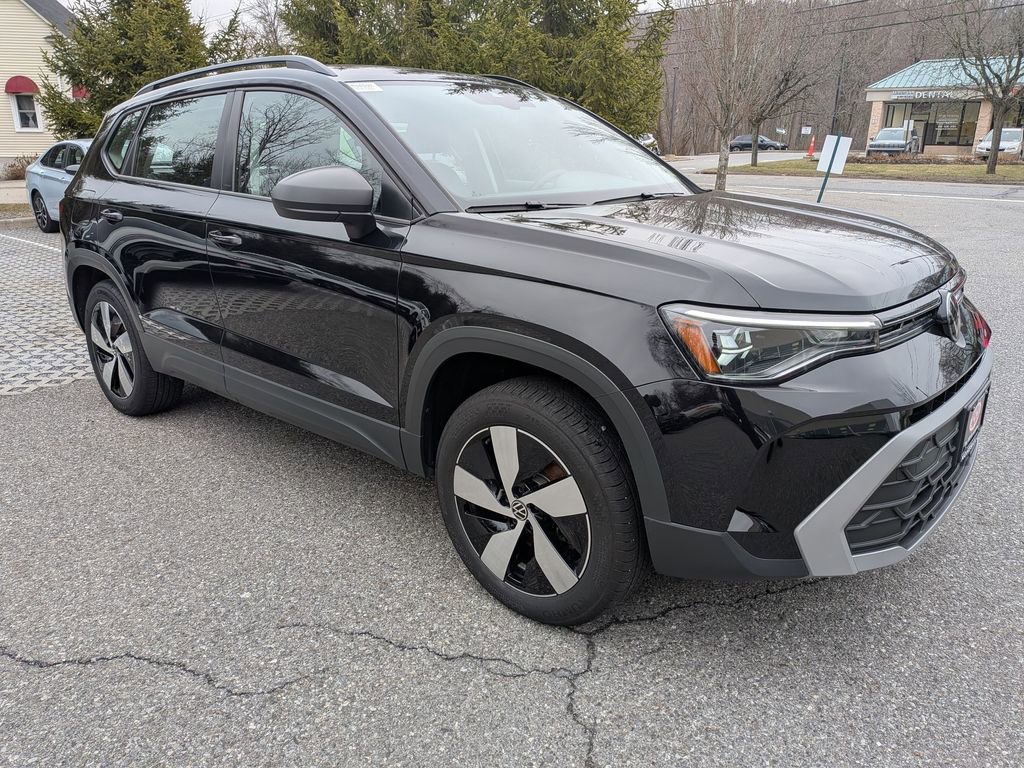 Used 2025 Volkswagen Taos S AWD/4WD image 7