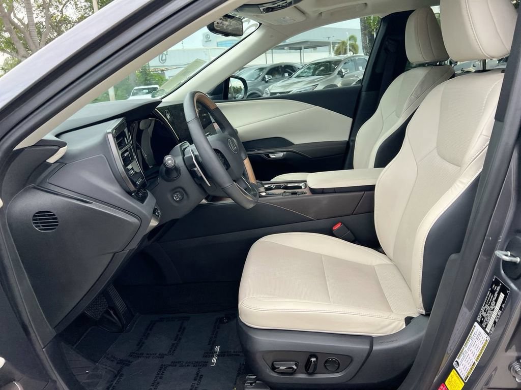 Certified 2023 Lexus RX 350 Premium Plus w/ Cold Area Package FWD image 12