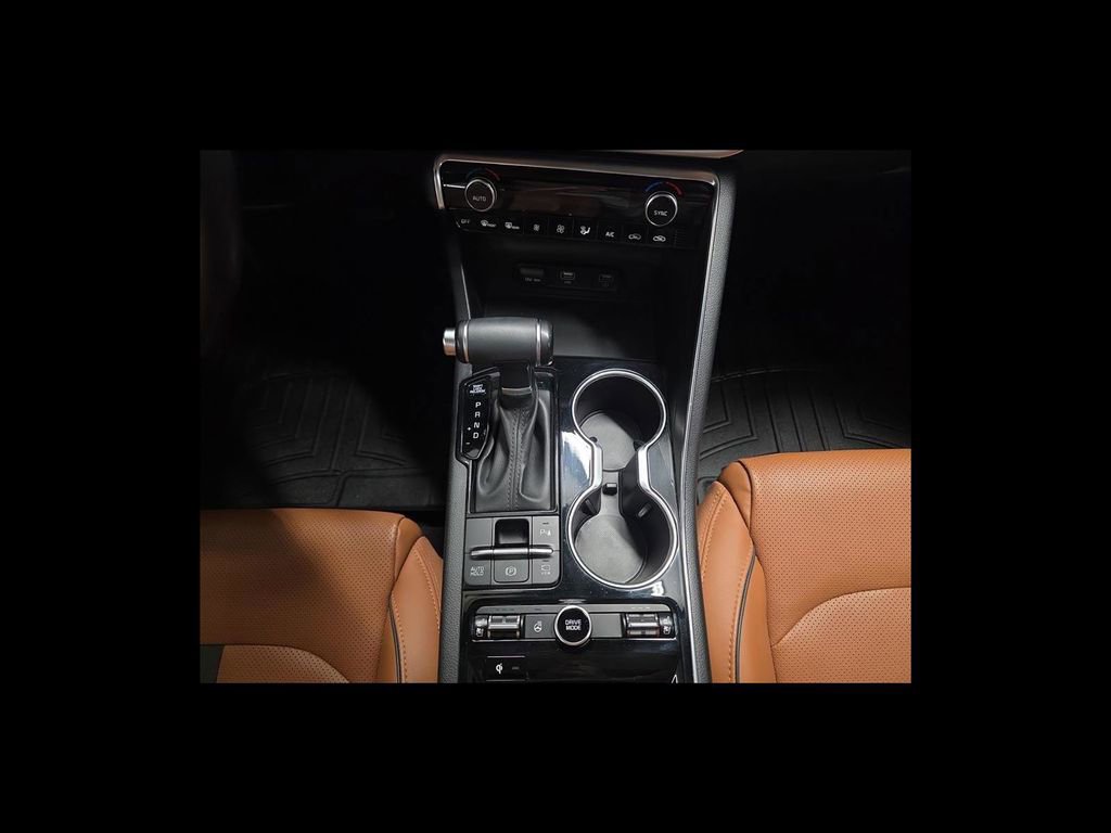 Used 2024 Kia K5 GT w/ GT1 Package image 16