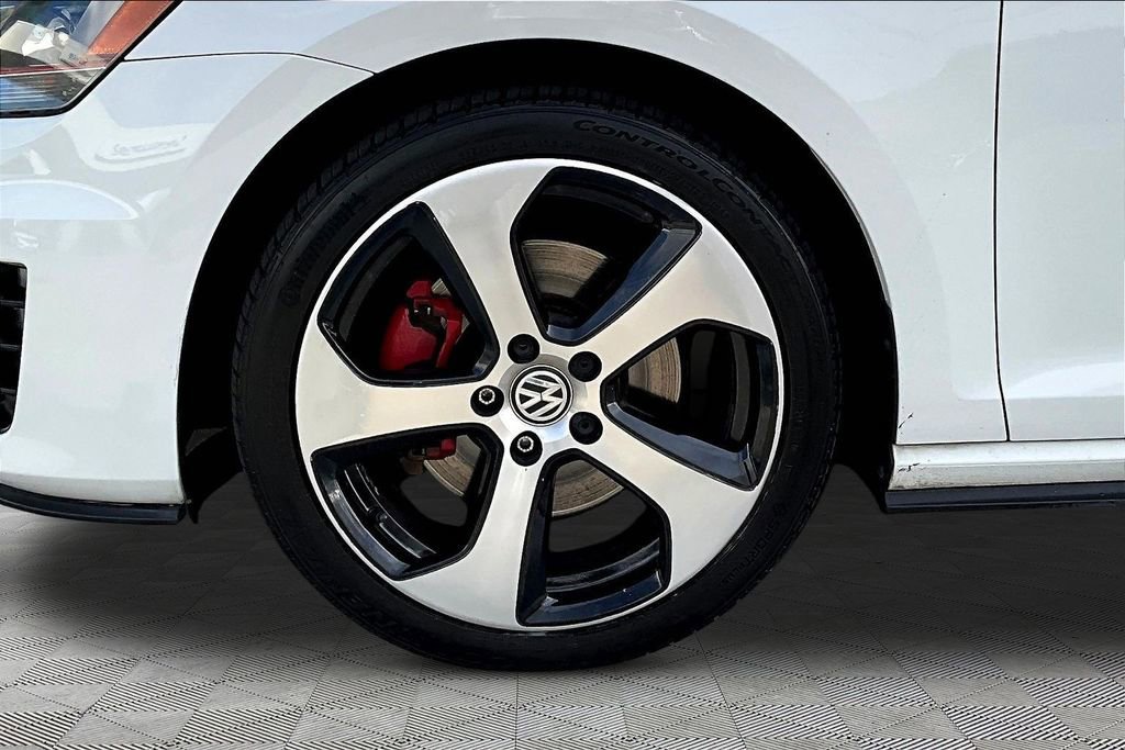 Used 2016 Volkswagen GTI SE w/ Lighting Package (SEL) image 28