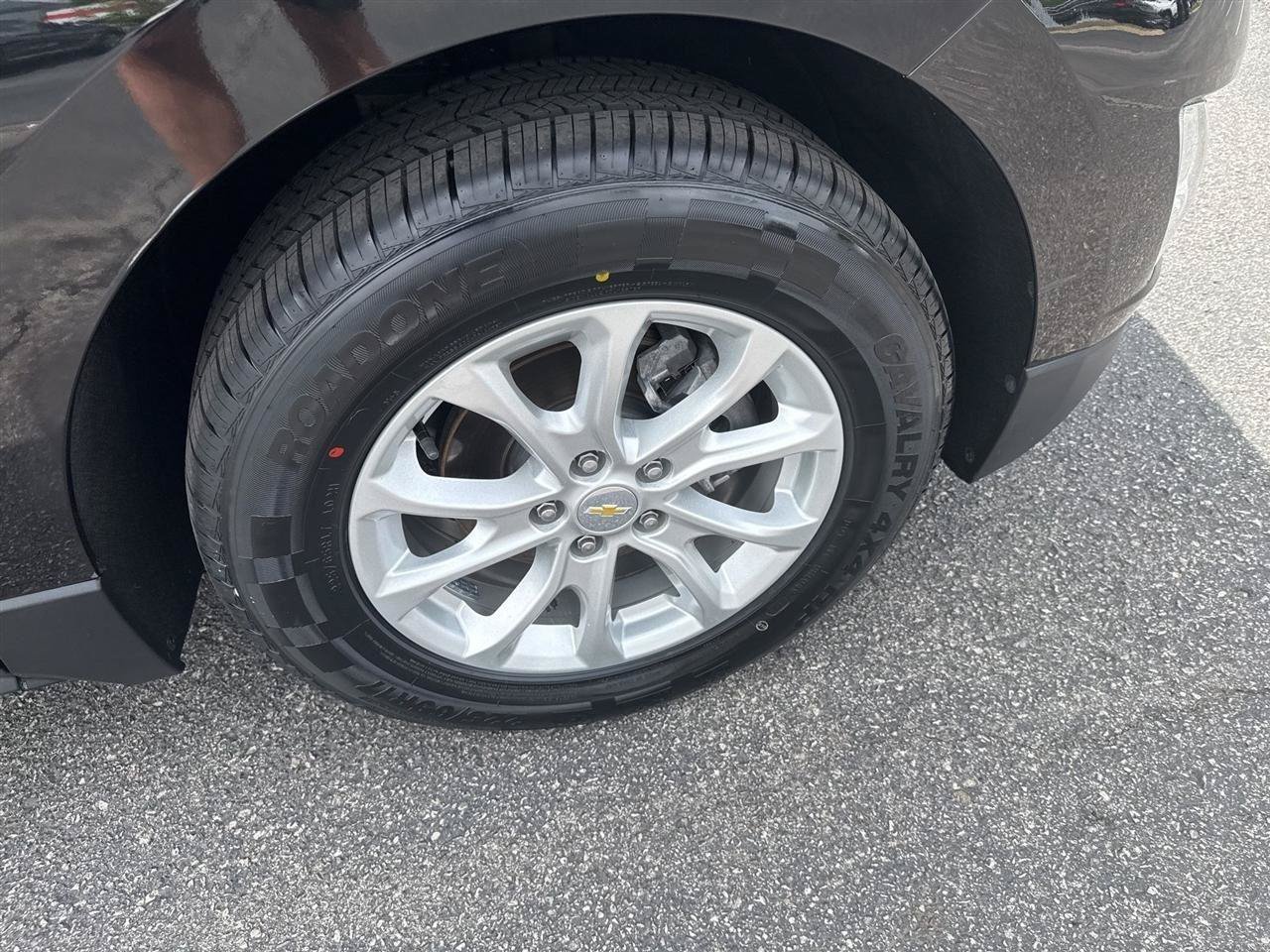 Used 2019 Chevrolet Equinox LT FWD image 13