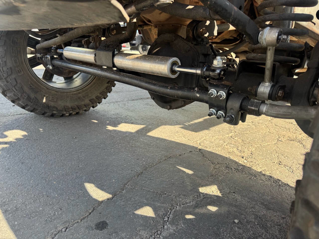 Used 2017 Jeep Wrangler Rubicon w/ Power Convenience Group image 26