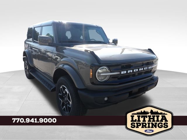 New 2026 Ford Bronco Outer Banks AWD/4WD image 1