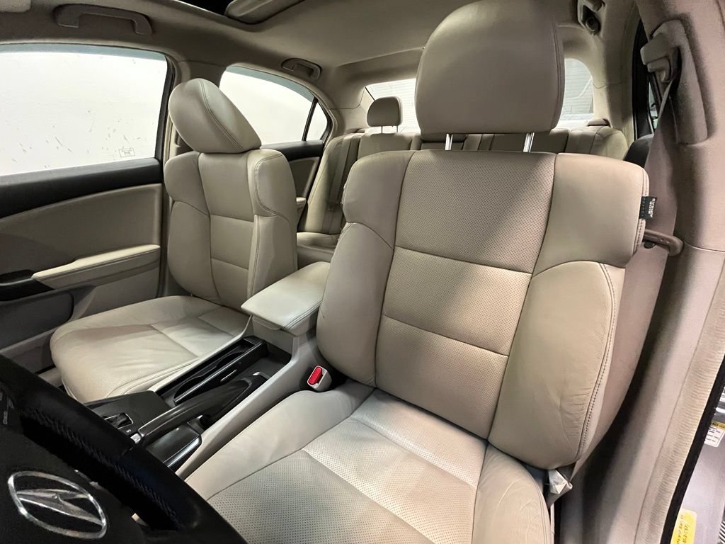 Used 2011 Acura TSX Sedan FWD image 11