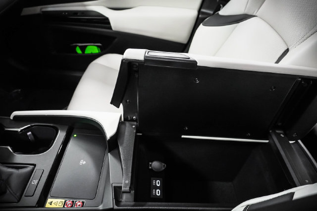 Certified 2025 Lexus ES 350 w/ Premium Package FWD image 18