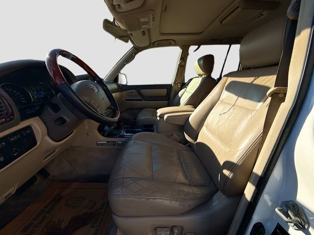 Used 2007 Toyota Land Cruiser w/ Convenience Pkg image 21