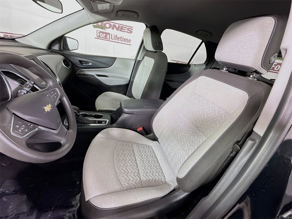 Used 2023 Chevrolet Equinox LS w/ LS Convenience Package image 23