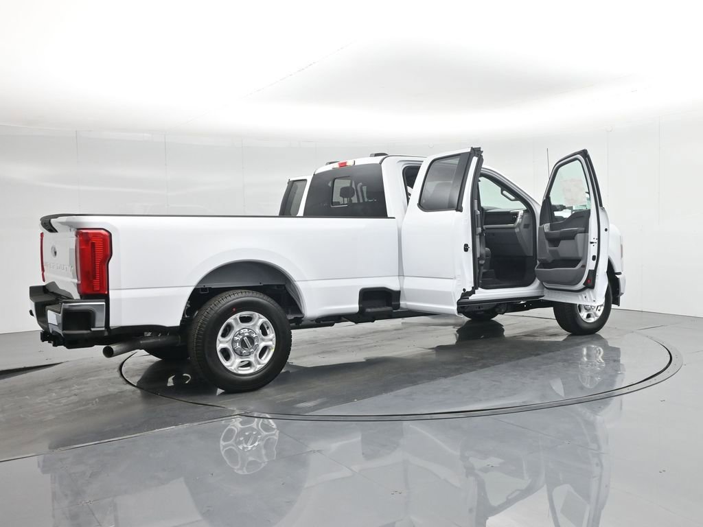 New 2026 Ford F250 XLT image 29