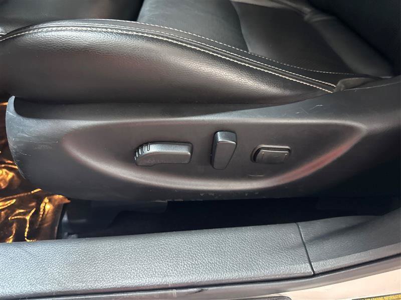 Used 2017 Nissan Maxima 3.5 SL FWD image 19