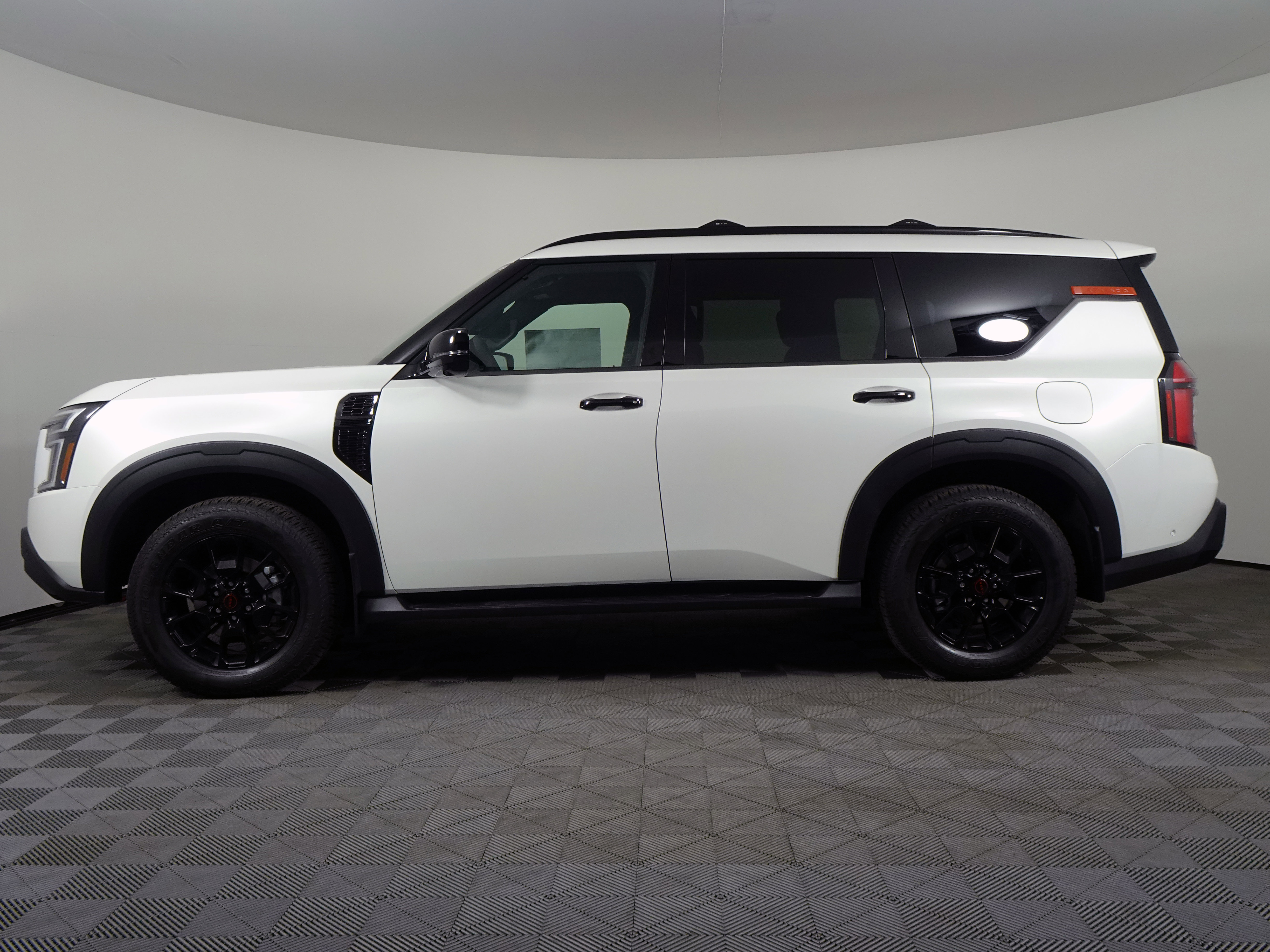 New 2026 Nissan Armada PRO-4X image 15