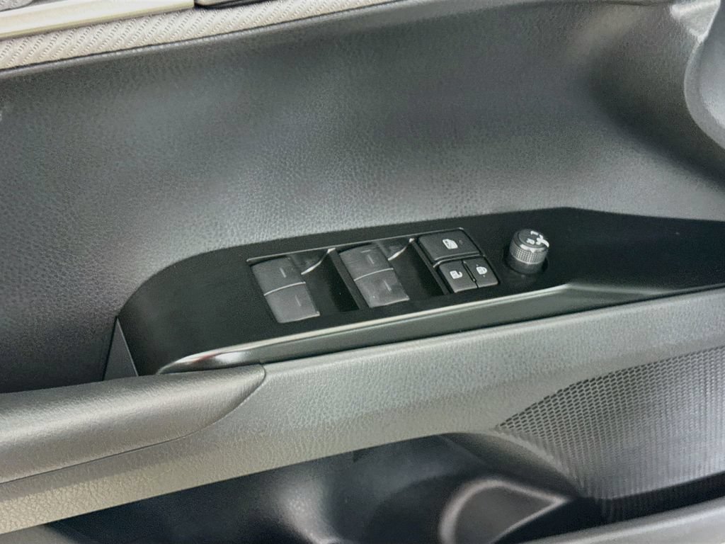 New 2026 Toyota Camry SE AWD/4WD image 17