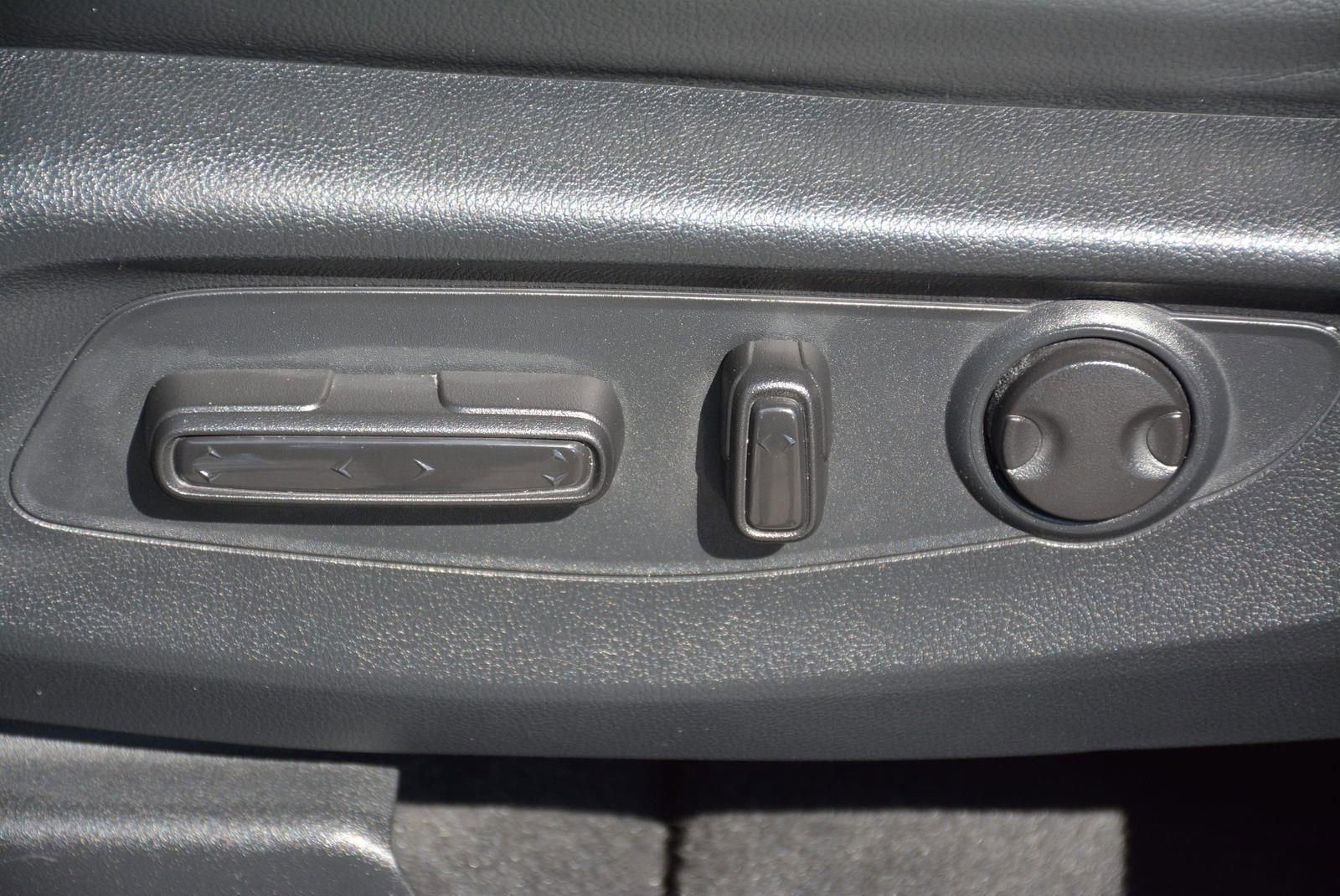 Used 2023 Honda CR-V Sport Touring image 12