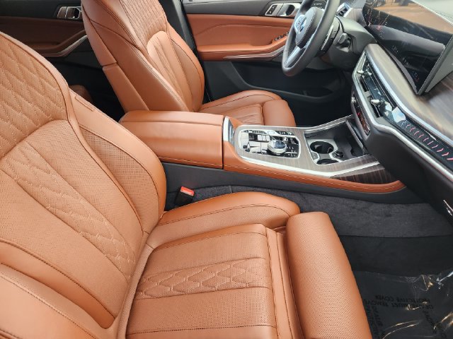 Used 2026 BMW X7 xDrive40i w/ Executive Package AWD/4WD image 19