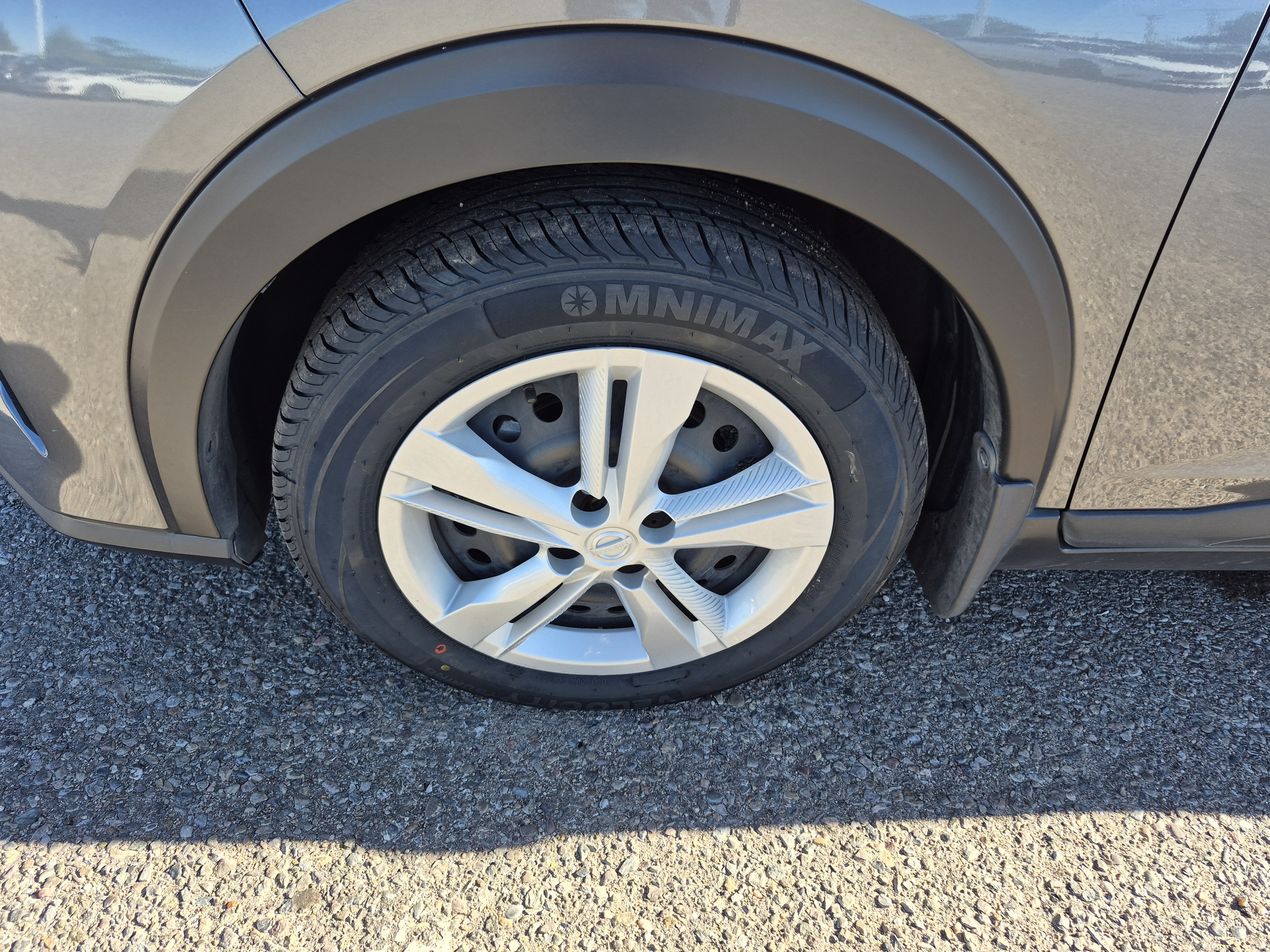 Used 2024 Nissan Kicks S FWD image 23