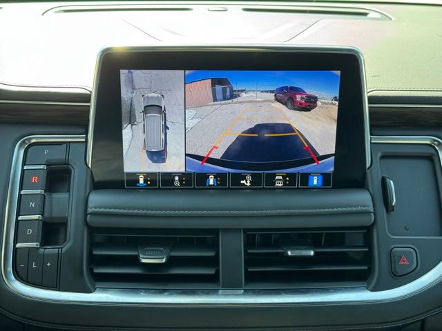 Used 2021 Chevrolet Tahoe Z71 w/ Luxury Package AWD/4WD image 4