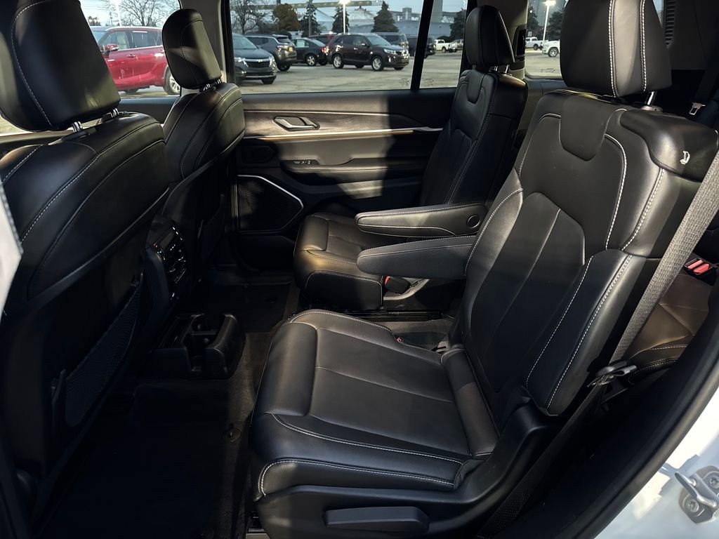 Certified 2022 Jeep Grand Cherokee L Limited image 42