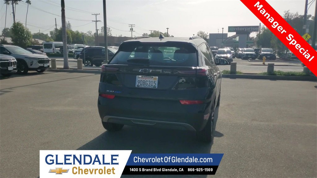 Certified 2022 Chevrolet Bolt EUV Premier w/ Sun & Sound Package image 7