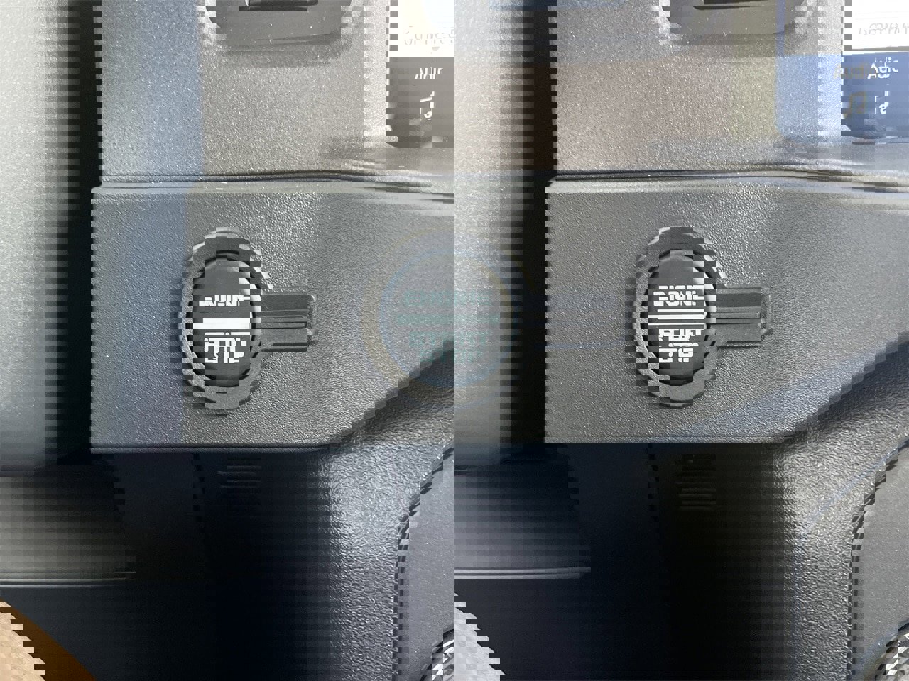 New 2025 Ford Bronco Badlands image 5