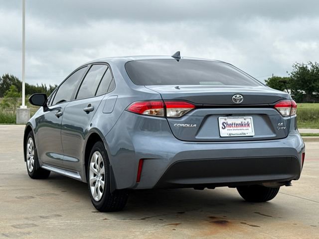 Used 2026 Toyota Corolla LE FWD image 6