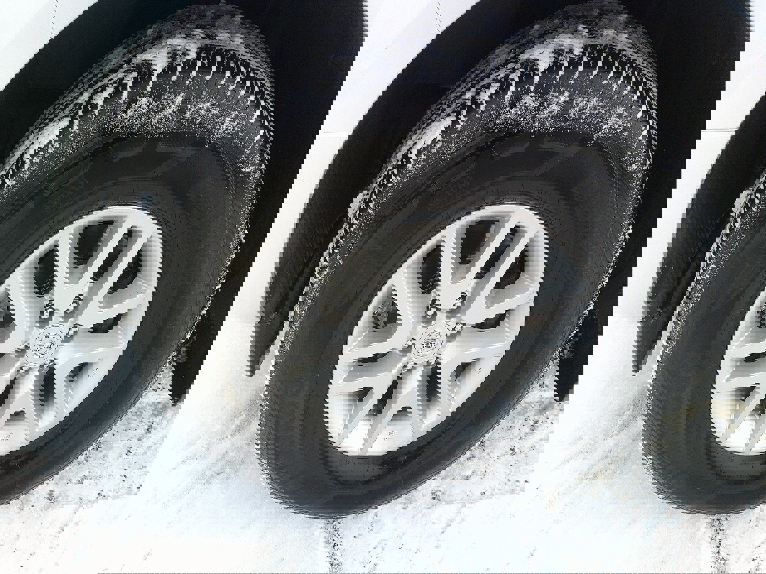 Used 2018 Nissan Frontier SV image 36