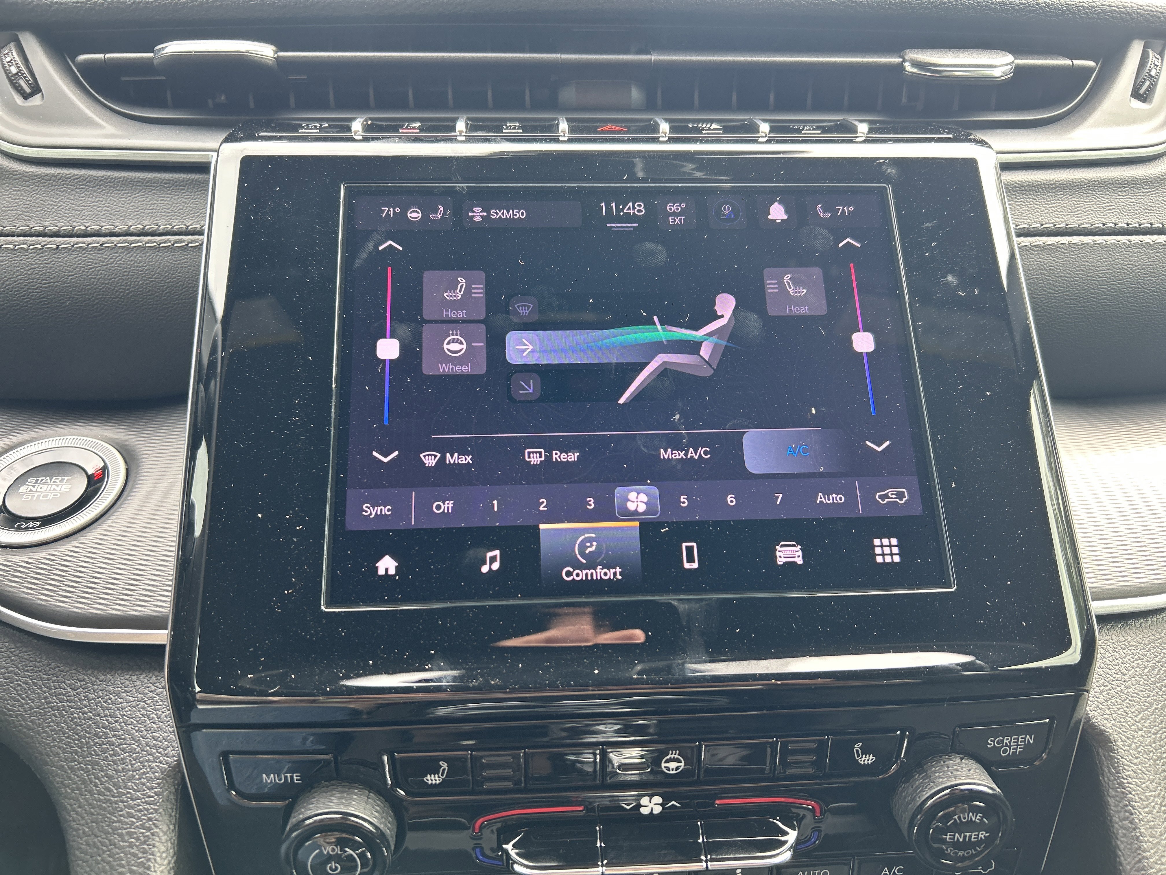 New 2025 Jeep Grand Cherokee Altitude image 52