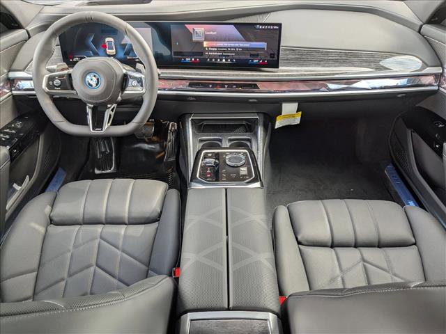 New 2026 BMW 750e xDrive image 15
