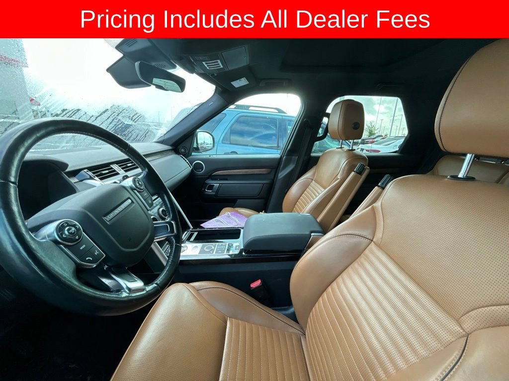 Used 2018 Land Rover Discovery HSE AWD/4WD image 12