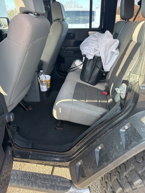 Used 2009 Jeep Wrangler X image 2