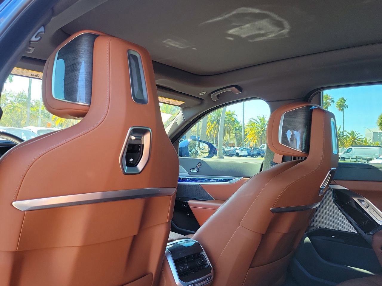 Used 2024 BMW 760i xDrive image 13