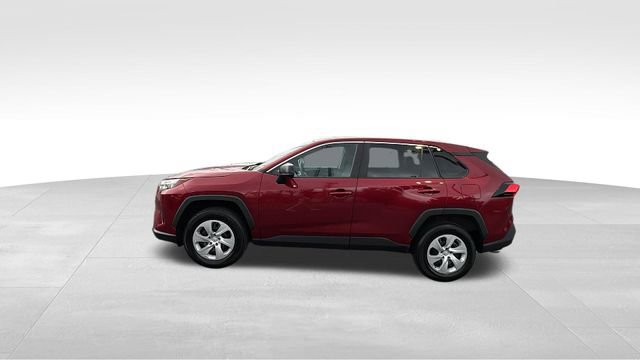 Used 2024 Toyota RAV4 LE image 3